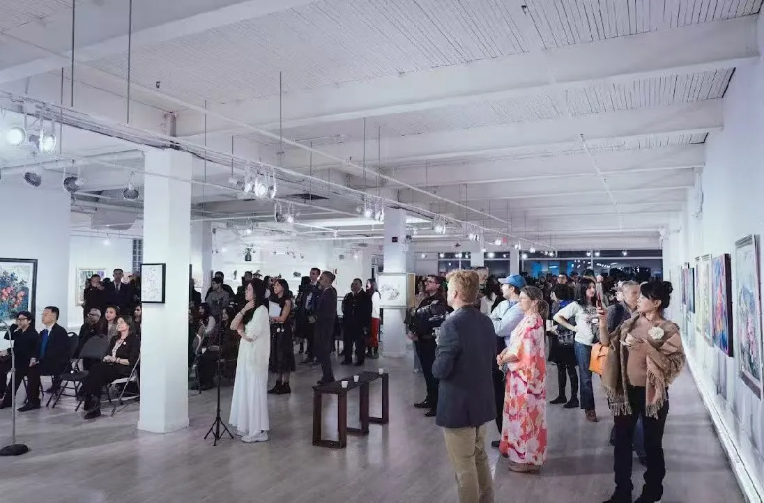 Guests gathered for the Unscripted Confluence opening program